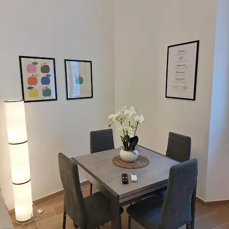 Casa Capuano * Triest